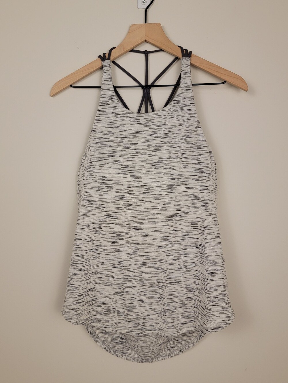 Lululemon Raise The Barre Tank Built In Bra Tiger Space Dye Black White 8